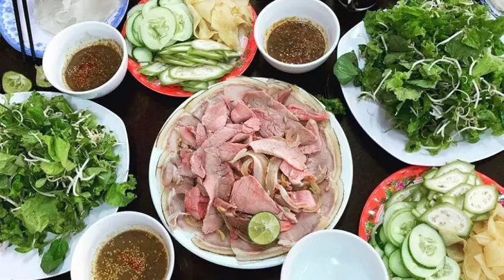 bê thui Cầu Mống