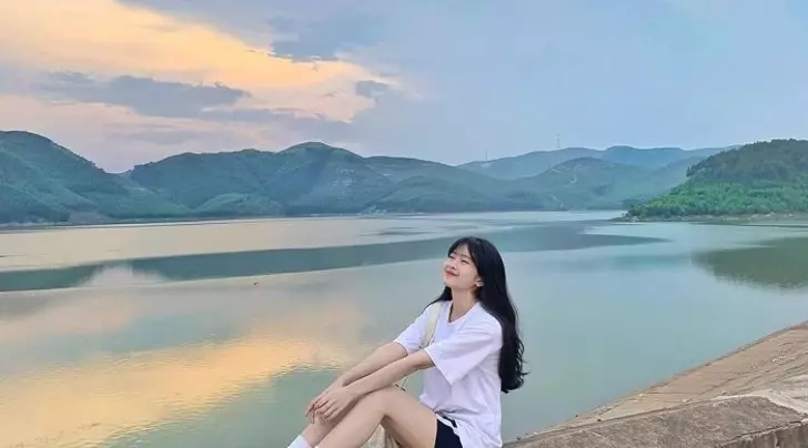 Hồ Khe Ngang