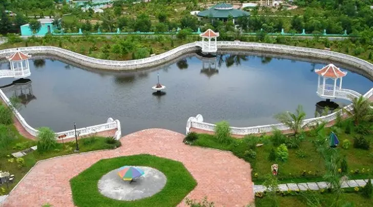 suối nước nóng Tiên Lãng