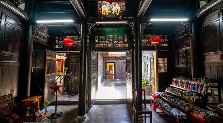 nhà cổ Quân Thắng 