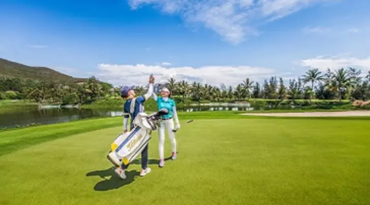 Caddie golf