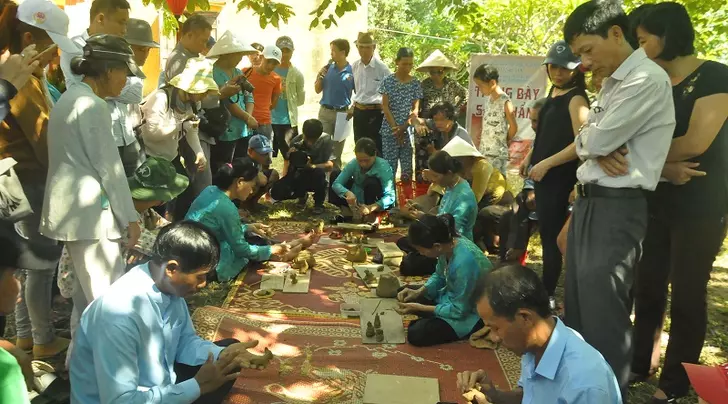 Lễ hội làng gốm Thanh Hà