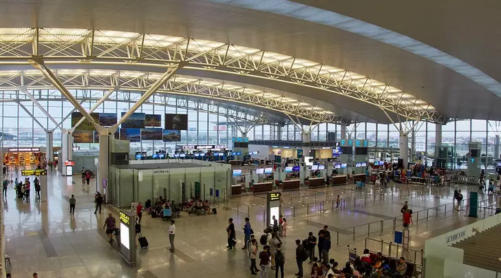 노이바이 국제공항