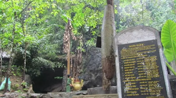 Eight Ladies Cave