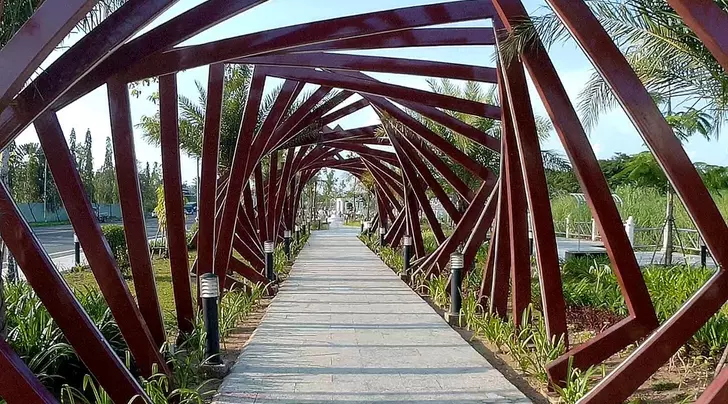 Song Hau Park
