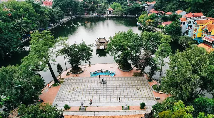 Chùa Thầy