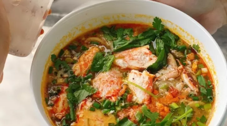 Bánh canh cua rời Huế