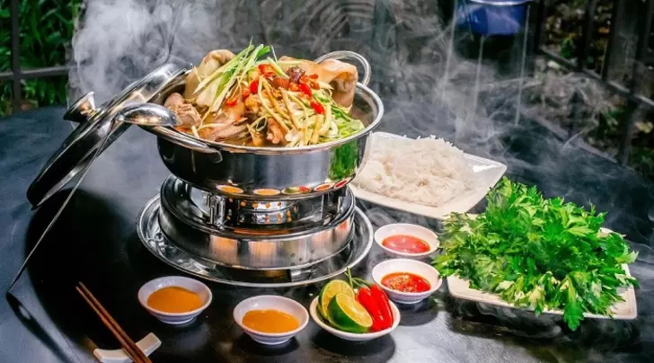 nhà hàng Tuyên Quang