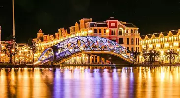 Charm Lighting Show Vinpearl Phú Quốc