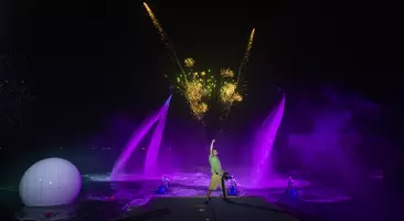 Stuntshow: Huyền thoại biển xanh