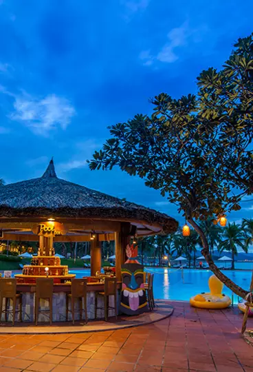 Pool Bar