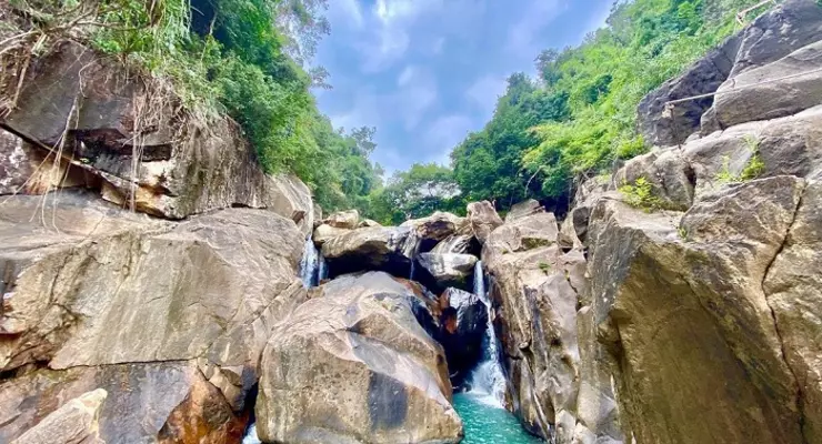 Ba Ho Waterfalls
