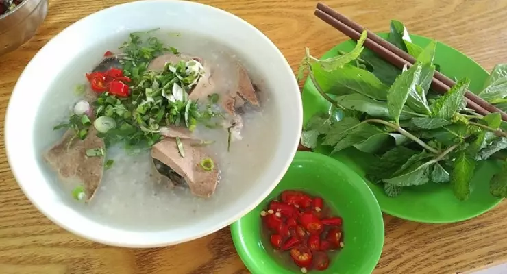 Cháo lòng Nha Trang