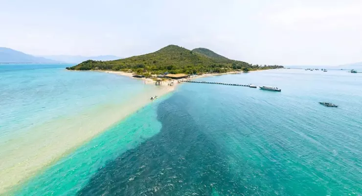 Diep Son Island