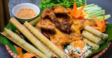 Gà Nướng Tây Nguyên