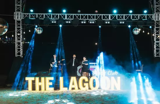 THE BEACH CLUB SHOW - "ĐÊM GIAO THỪA"