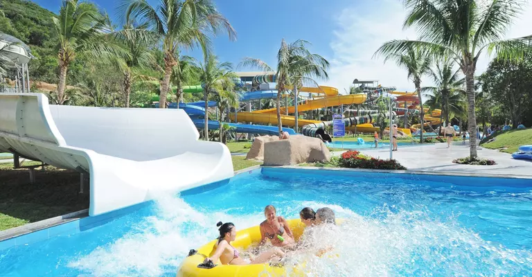 Công viên nước Vinpearl Water Park Hà Tĩnh