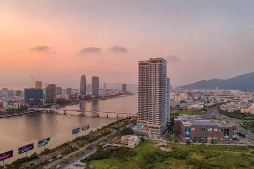 Hinh-anh-Vinpearl-Condotel-Riverfront-Da_Nang-Landscape7