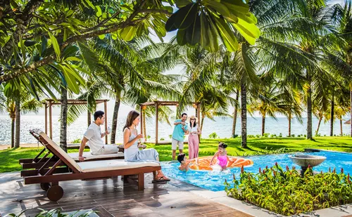 Hinh-anh-Vinpearl-Discovery-Coastalland_Phu_Quoc-Villa-Pool-3