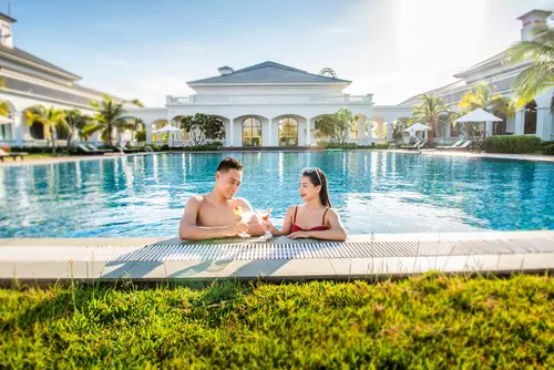 Hinh-anh-Vinpearl-Discovery-Ha-Tinh-Pool-1