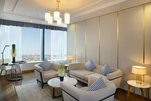 Hinh-anh-Vinpearl-Hotel-Ha-Tinh-Suite_Room1