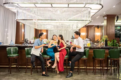 Hinh-anh-Vinpearl-Hotel-Rivera-Hai-Phong-The_Bridge_Bar-5