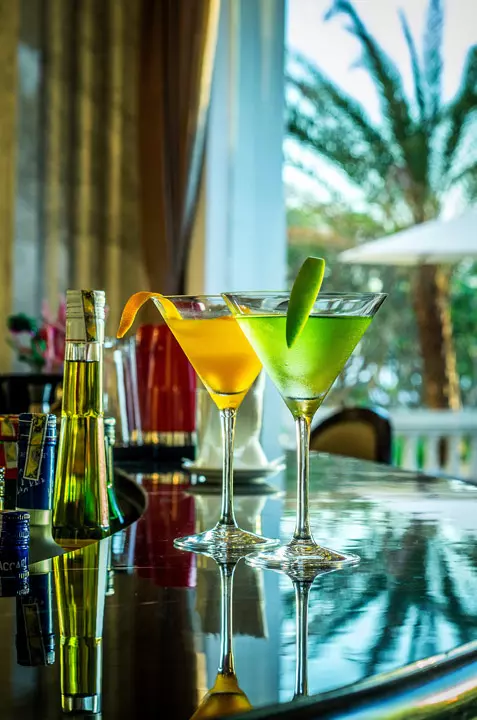 Hinh-anh-Vinpearl-Resort-&-Gofl-Phu-Quoc_Patio_Lounge2