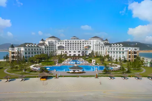 Hinh-anh-Vinpearl-Resort-&-Spa-Ha-Long-Facade12