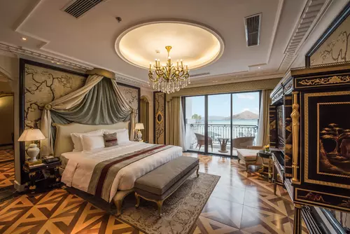 Hinh-anh-Vinpearl-Resort-&-Spa-Ha-Long-Presidential_Suite2