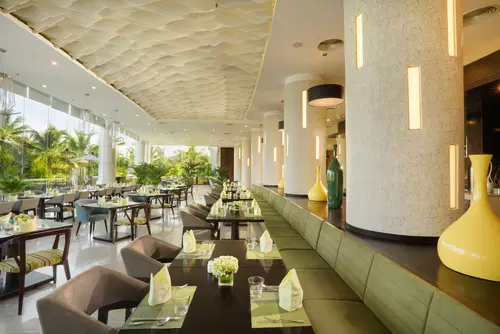 Hinh-anh-Vinpearl-Resort-&-Spa-Nha-Trang-Bay_Nha_Trang_Bay2