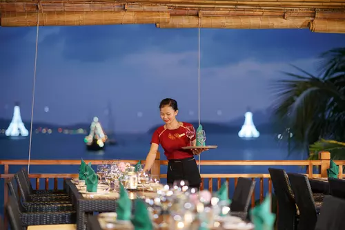 Hinh-anh-Vinpearl-Resort-&-Spa-Nha-Trang-Bay_Sandy5