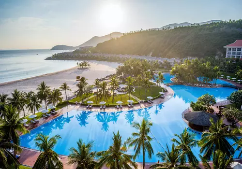 Hinh-anh-Vinpearl-Resort-Nha-Trang-Pool