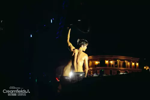 Hinh-anh-Phu-Quoc-United-Center-Creamfields-Beauz-2
