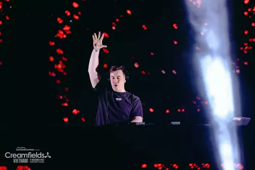 Hinh-anh-Phu-Quoc-United-Center-Creamfields-Hardwell-3