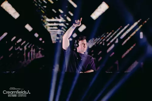 Hinh-anh-Phu-Quoc-United-Center-Creamfields-Hardwell-5