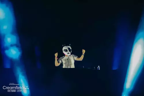 Hinh-anh-Phu-Quoc-United-Center-Creamfields-Pink-Panda-2