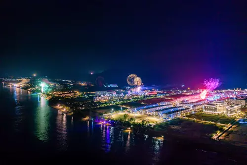 Hinh-anh-Vinpearl-Discovery-Wonderworld-Countdown-party-1