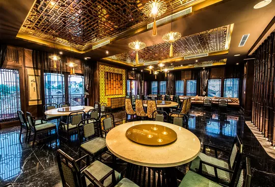Almaz Convention Hà Nội