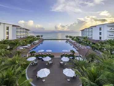 booking-com-trao-thuong