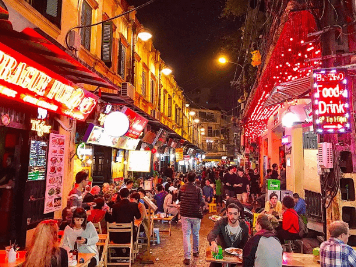 Ta Hien Street: The best Hanoi beer and food street