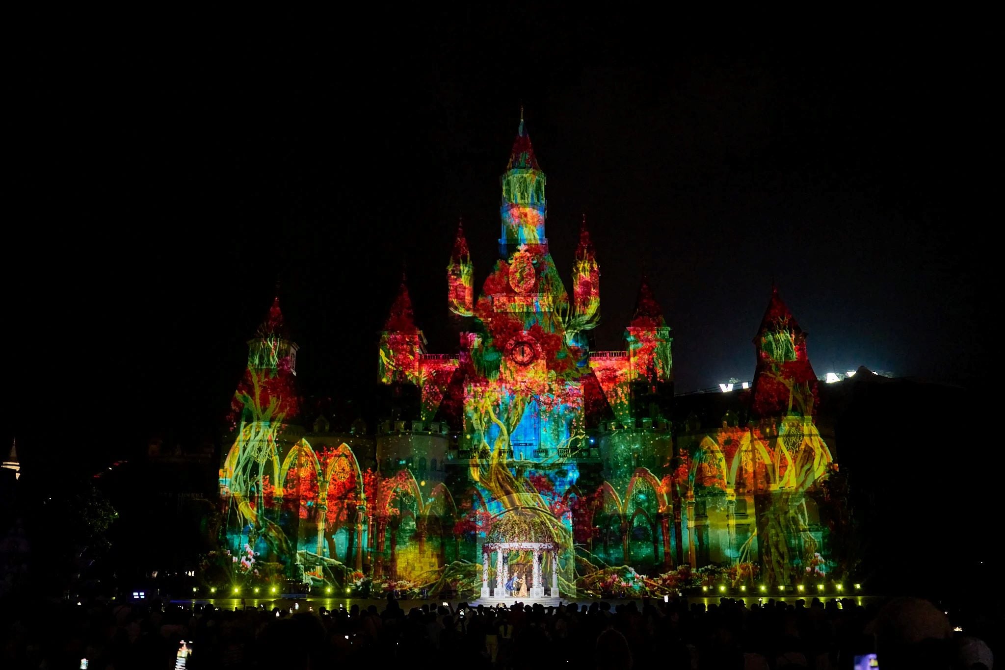 Tata Show VinWonders Nha Trang