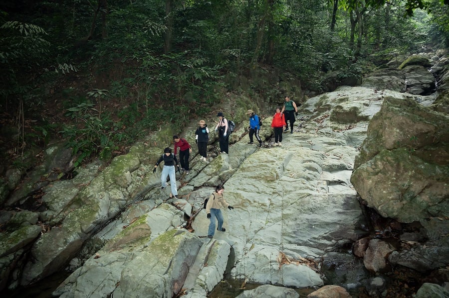 Team building Hà Nội Thiên Sơn Suối Ngà