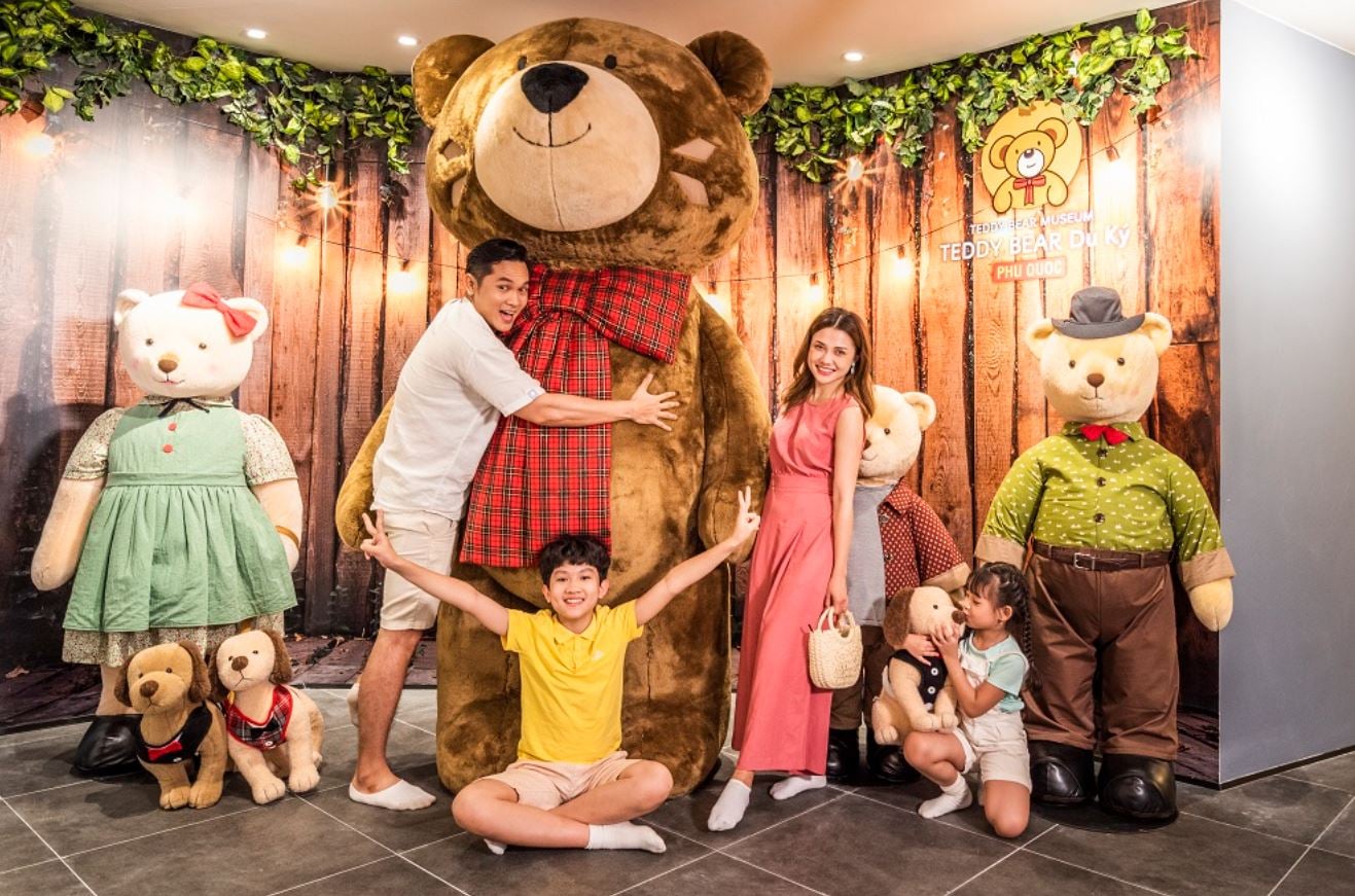 Check in Teddy Bear Museum