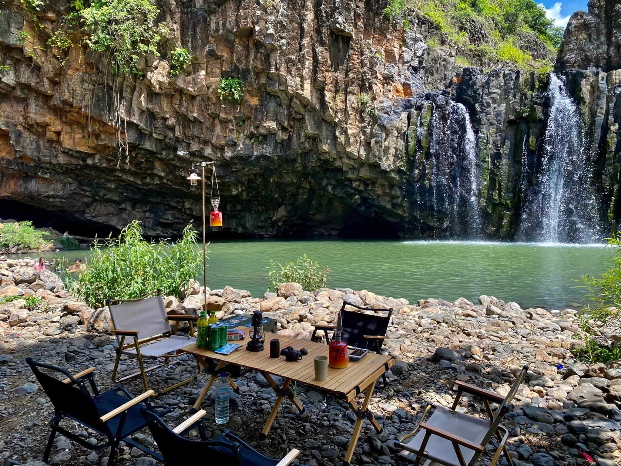 Thác Vực Hòm Phú Yên