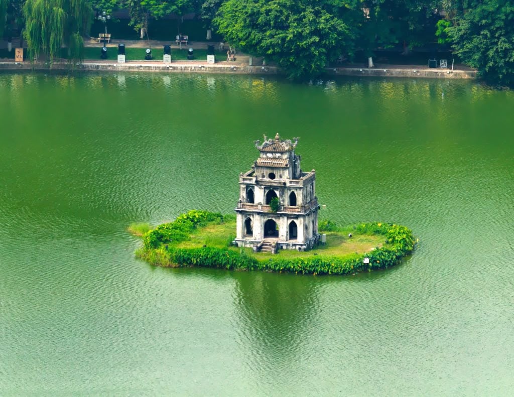 Tháp Rùa Hồ Gươm