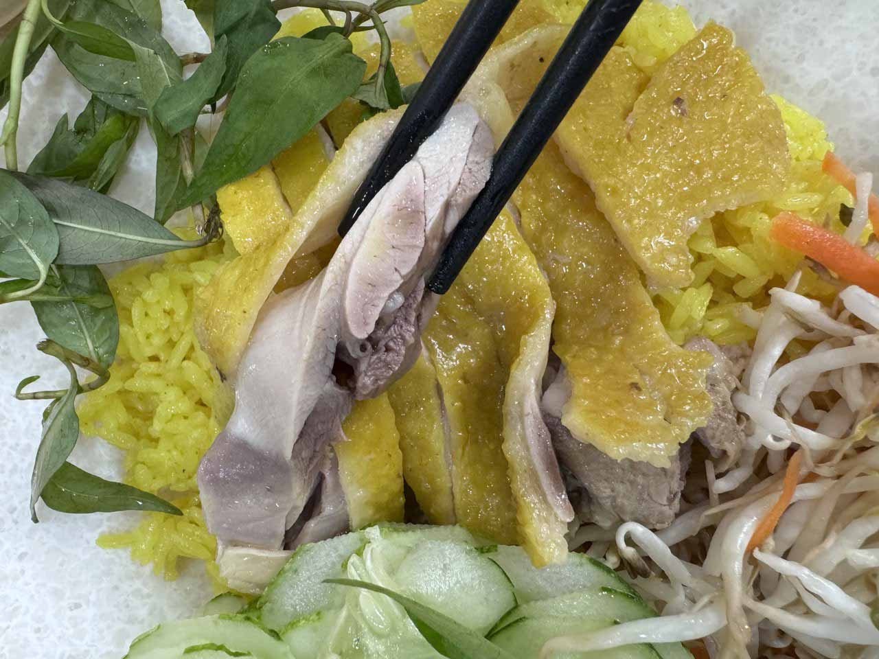 Thịt gà thả vườn