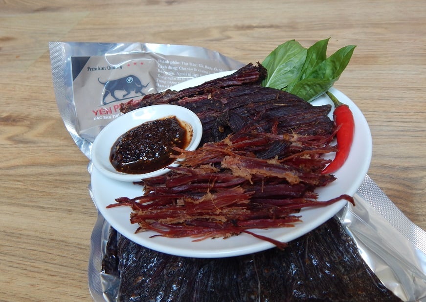 Thịt trâu khô Yên Phú