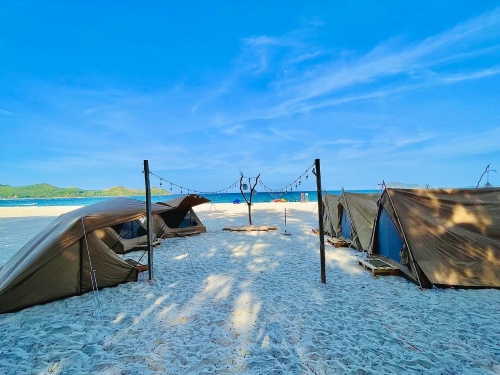 Bãi biển Vịnh Hòa