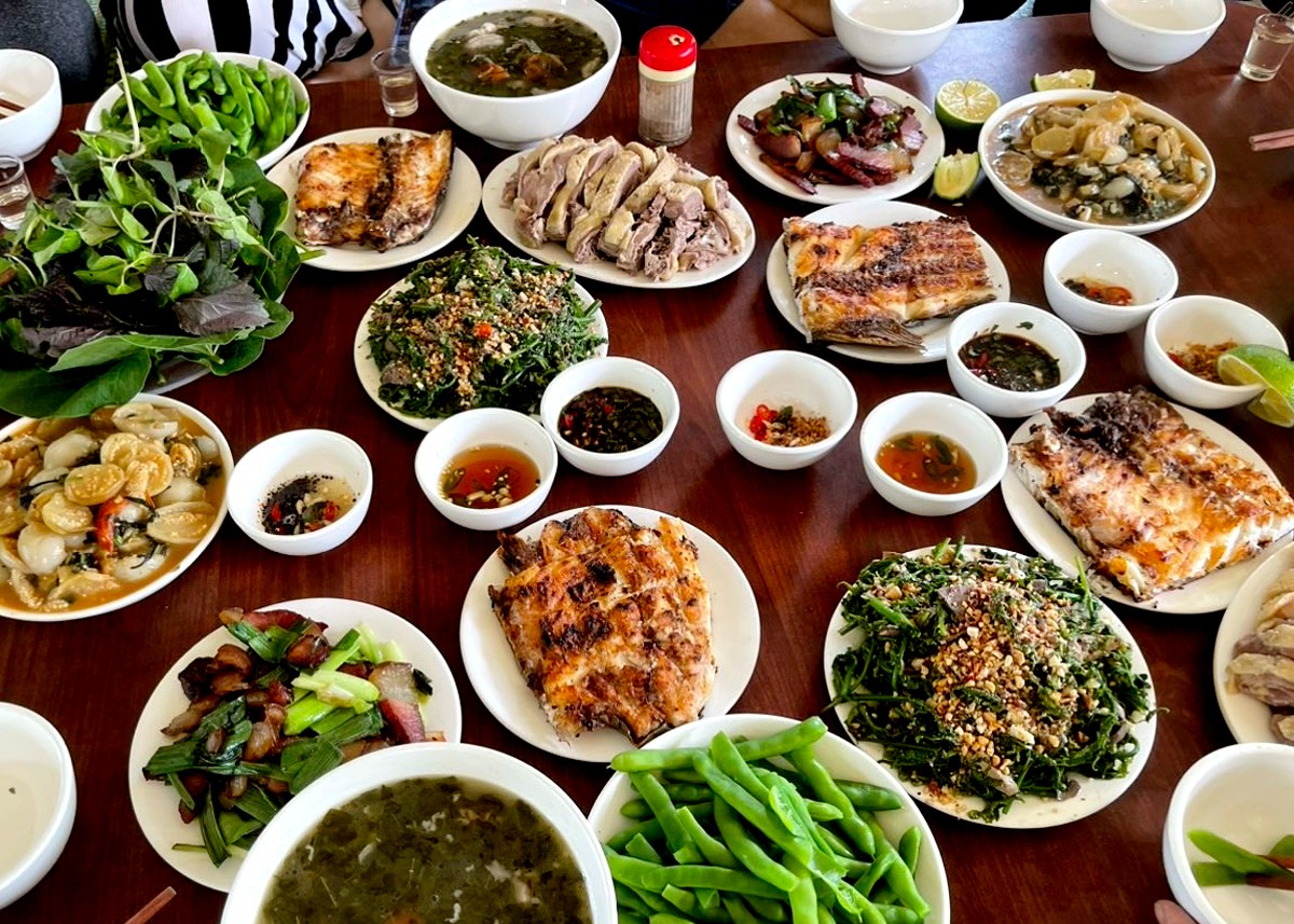 Thưởng thức đặc sản Na Hang trong chuyến du lịch Tuyên Quang 2 ngày 1 đêm
