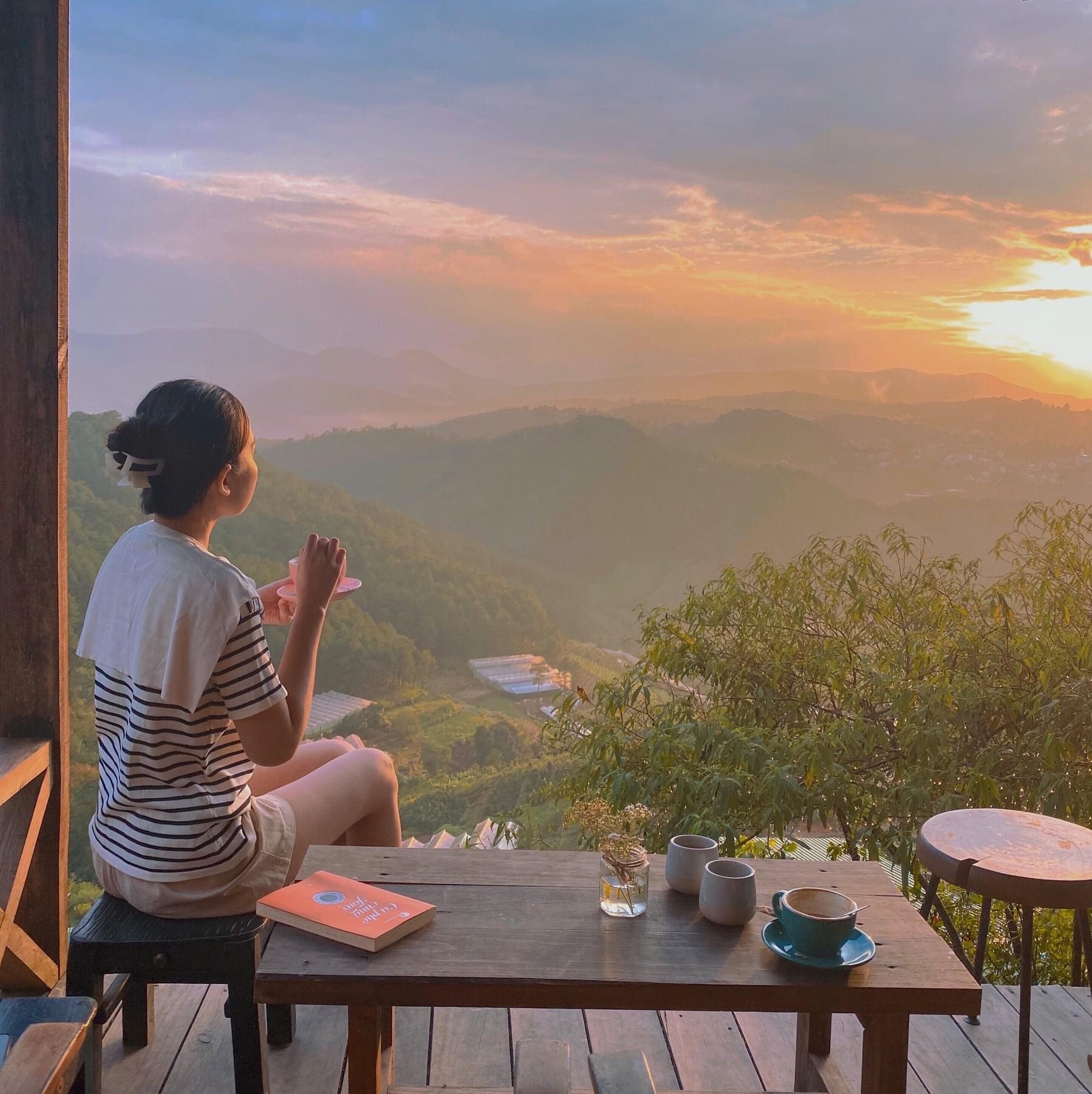 Tiệm cà phê Cheo Veooo Đà Lạt